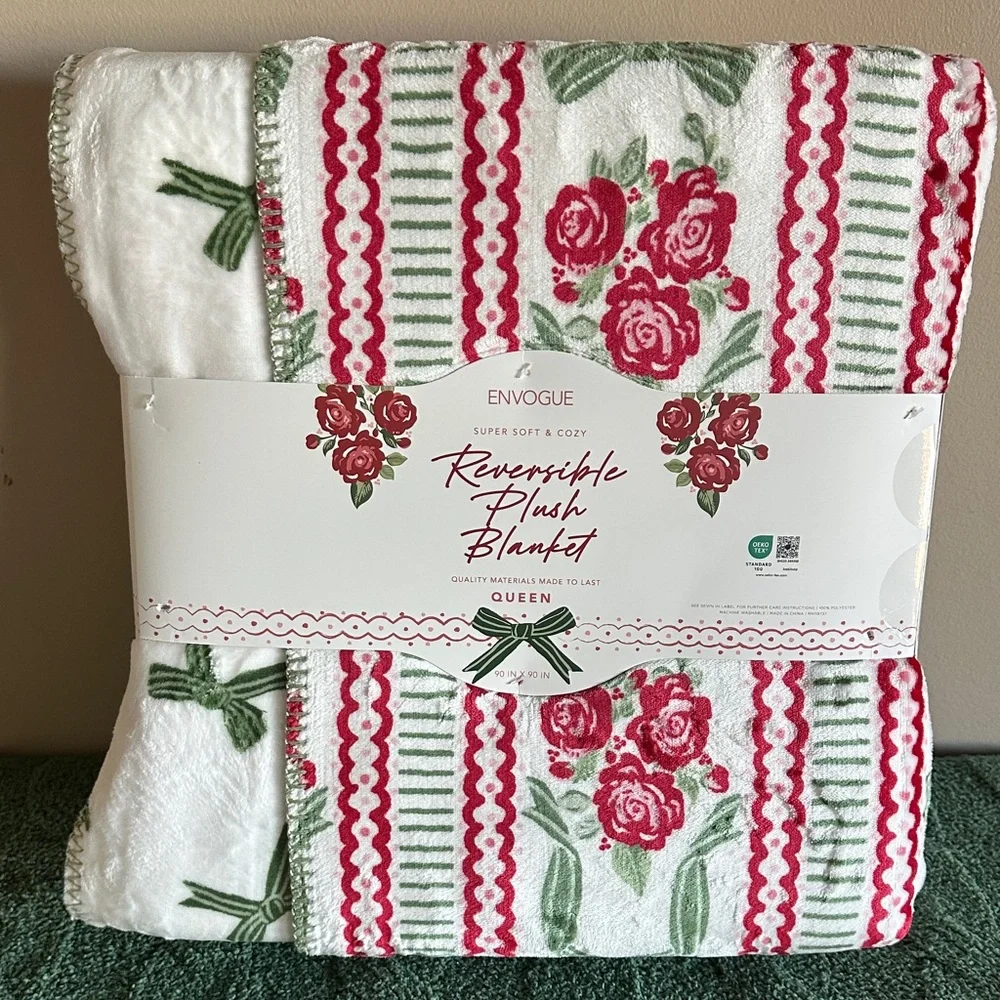 Envogue Reversible Plush Blanket Holiday Christmas Queen Red Rose 🌹 NEW!